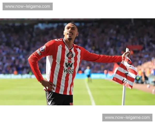 利物浦客场破桑德兰主场金身 距前四仅差三分 利物浦客场破桑德兰主场金身 距前四仅差三分