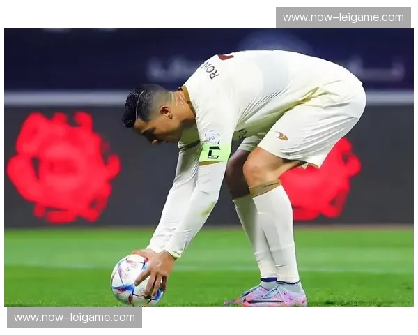 C罗助攻马内爆射破门 前锋间配合默契度随着赛季深入提升 C罗助攻马内爆射破门 前锋间配合默契度随着赛季深入提升